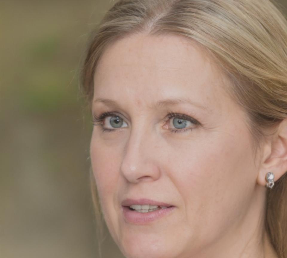 Prof. Ingrid Neumann